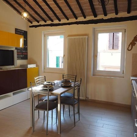 Contrada House By Francigenaapartments Siena Exterior foto