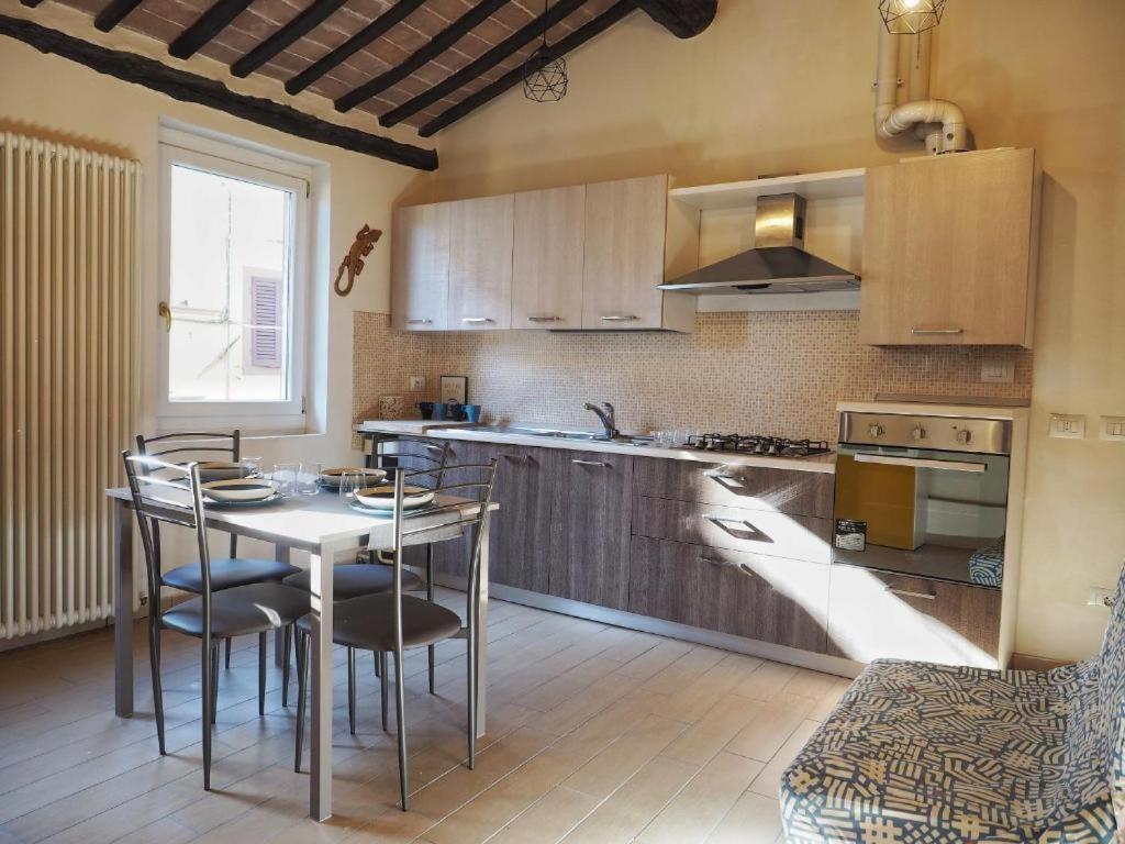 Contrada House By Francigenaapartments Siena Exterior foto